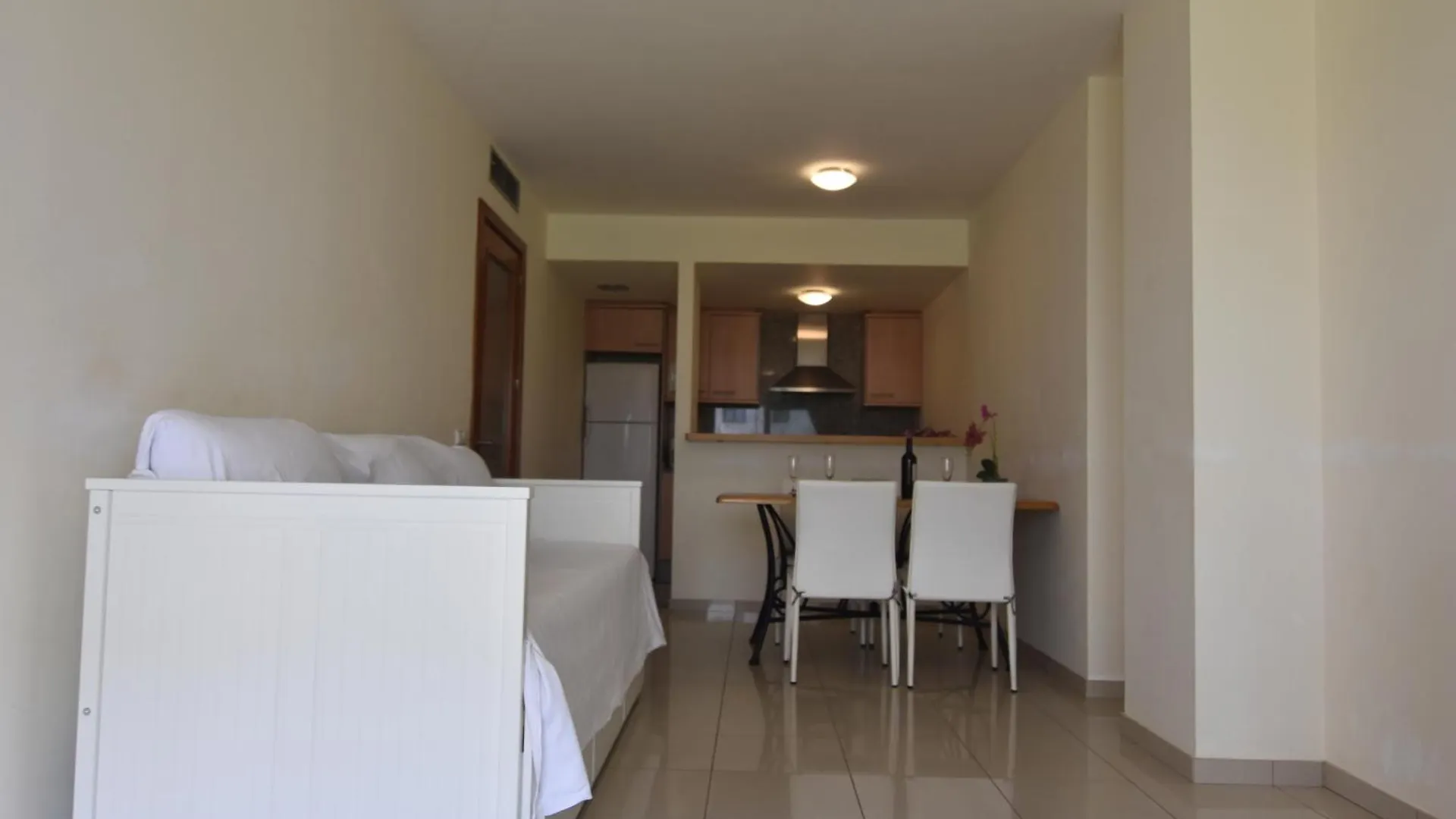 Rnet -Mileni Bajo II Roses Costa Brava Apartment Spain